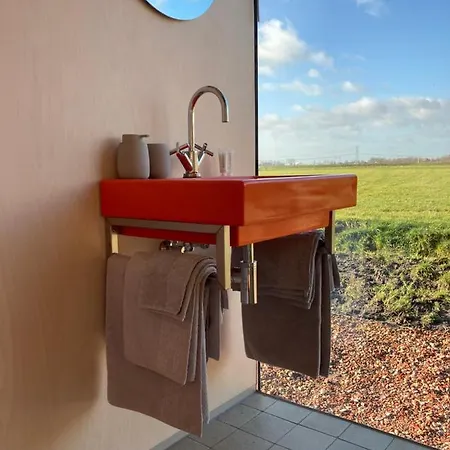 Tiny House Van Hoogspanning Naar Ontspanning Wirdum Exterior photo