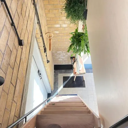 Tiny House Van Hoogspanning Naar Ontspanning Wirdum Exterior photo