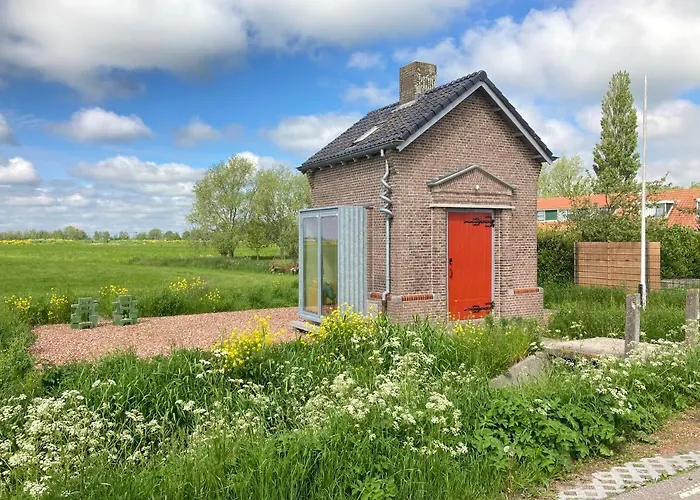 Tiny House Van Hoogspanning Naar Ontspanning